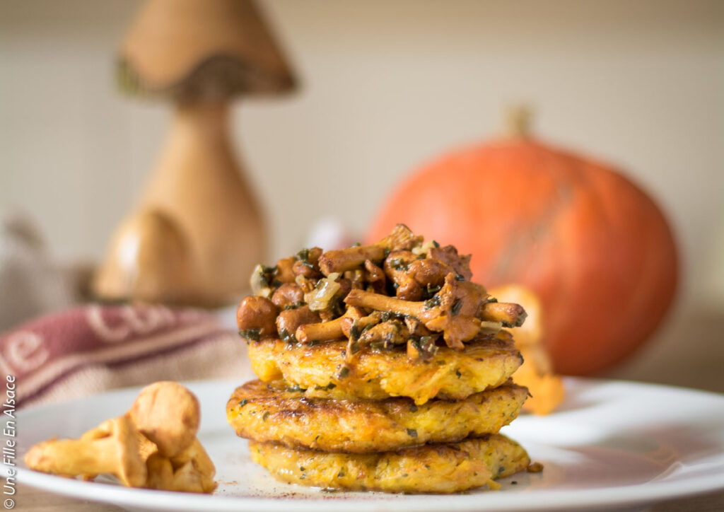 Galettes de pomme de terre Traiteur Schneider aux champignons (Grumbeerekiechle) - Photo Céline Schnell Une Fille En Alsace