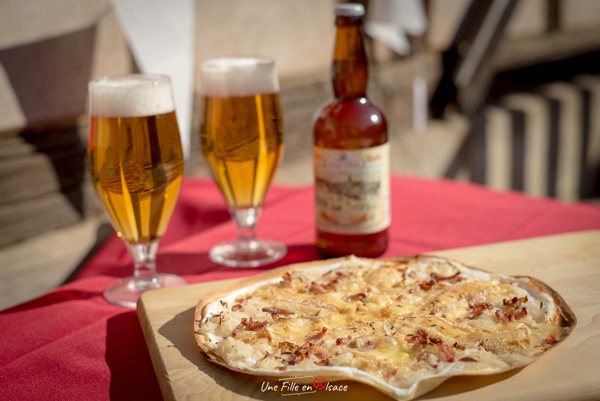 Tarte Flambée à la choucroute et au Munster ©Celine-Schnell-Une-Fille-En-Alsace-2019-3