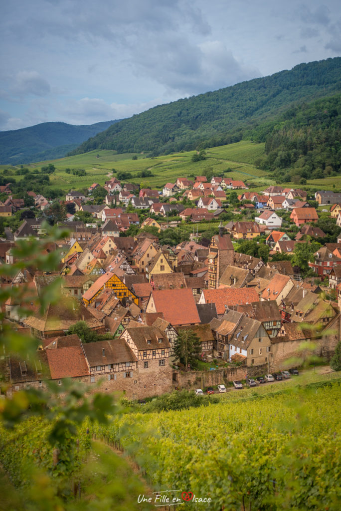 Riquewihr-Celine-Schnell-Une-Fille-En-Alsace-2021