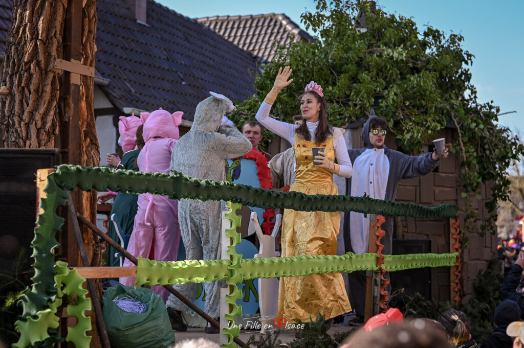 carnaval-de-roppenheim- Celine-Schnell-Une-Fille-En-Alsace-2022