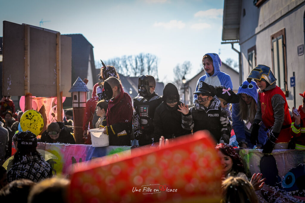 carnaval-de-roppenheim- Celine-Schnell-Une-Fille-En-Alsace-2022