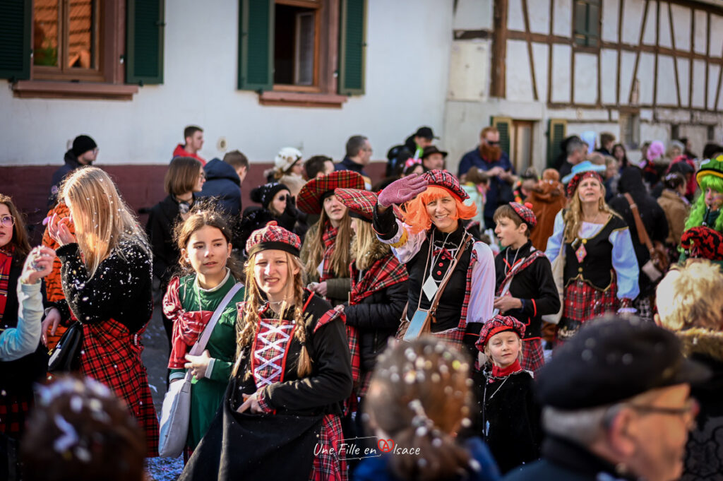 carnaval-de-roppenheim- Celine-Schnell-Une-Fille-En-Alsace-2022-52