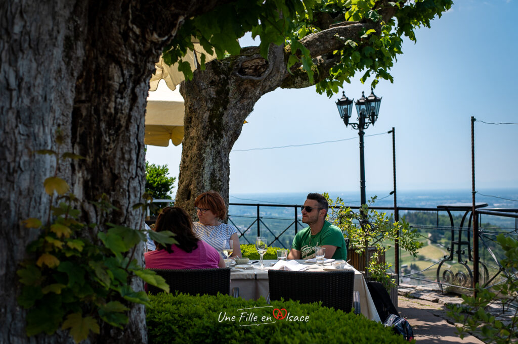 restaurant-chateau-windeck-buhl-foret-noire-Celine-Schnell-Une-Fille-En-Alsace-2023