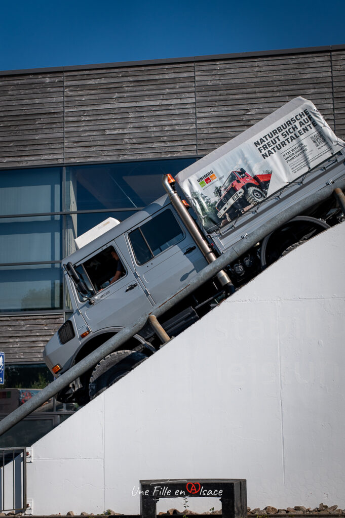 musee-unimog-gaggenau-foret-noire-Celine-Schnell-Une-Fille-En-Alsace-2023