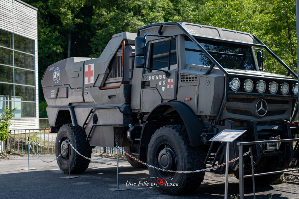 musee-unimog-gaggenau-foret-noire-Celine-Schnell-Une-Fille-En-Alsace-2023