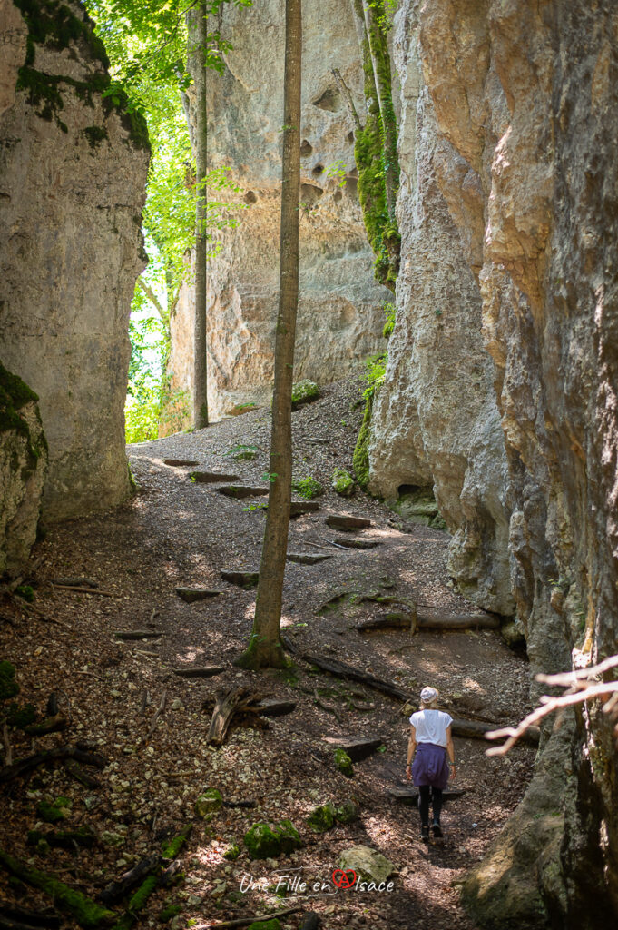 randonne-grotte-des-nains-ferrette-sundgau-Une-Fille-En-Alsace-2024