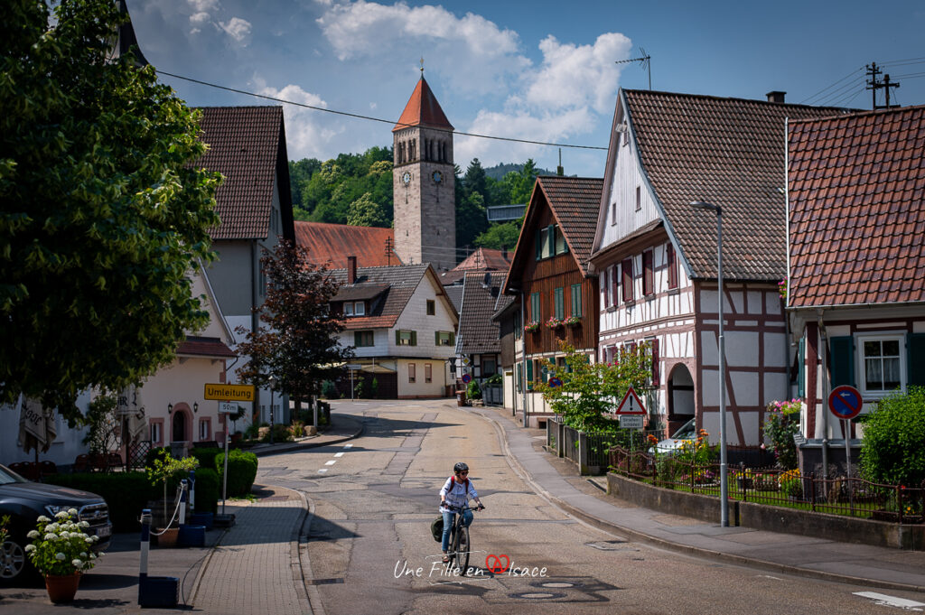 Gernsbach-vallee-de-la-murg-allemagne-Une-Fille-En-Alsace-2024