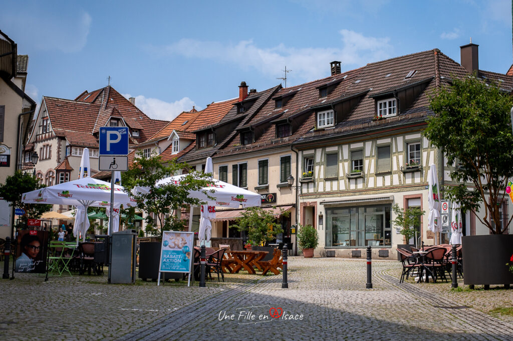 Gernsbach-vallee-de-la-murg-allemagne-Une-Fille-En-Alsace-2024