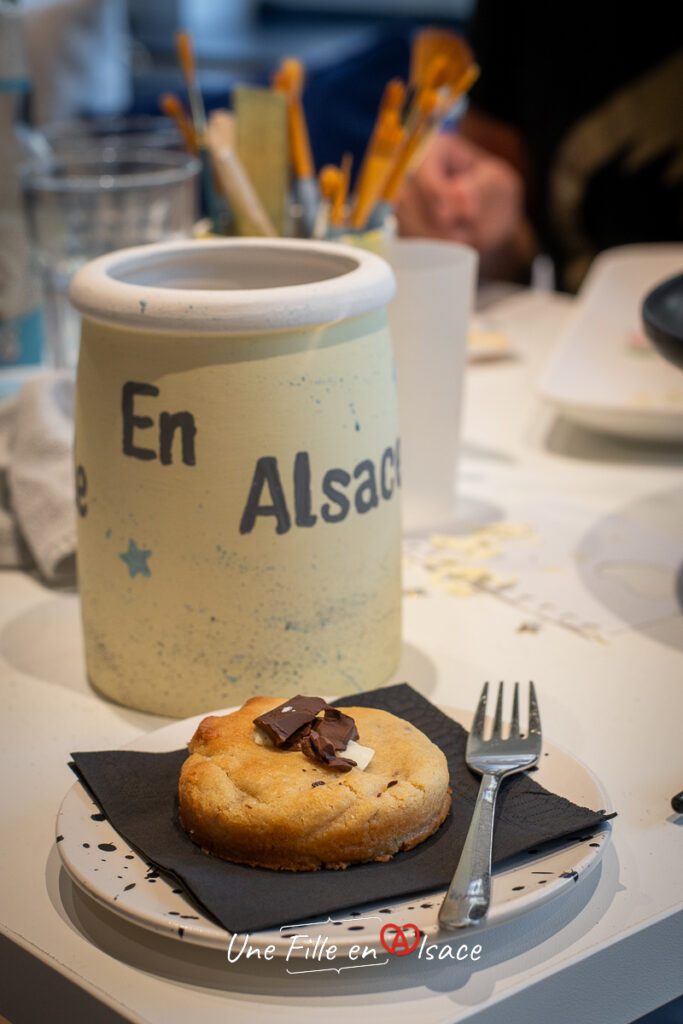 cookie-Manifik-ceramic-coffee-shop-strasbourg-Une-Fille-En-Alsace-2025
