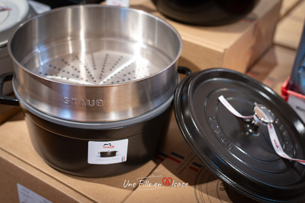 Cocotte-panier-vapeur-STAUB-Turckheim-Une-Fille-En-Alsace-2025
