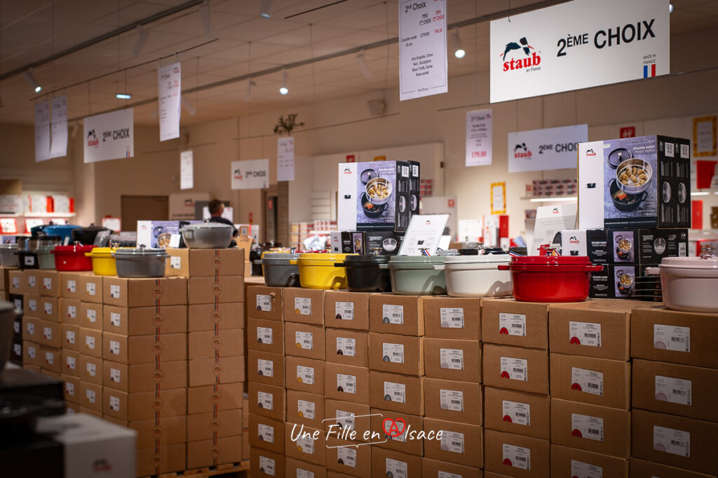 Magasin-usine-STAUB-Turckheim-Une-Fille-En-Alsace-2025