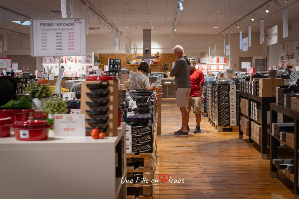 Magasin-STAUB-Turckheim-Une-Fille-En-Alsace-2025