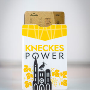 porte-carte-kneckes-power@Celine-Schnell-Une-Fille-En-Alsace-2026